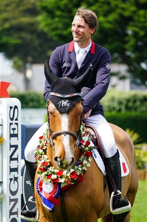 00153633-349-scoopdyga