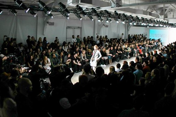 5Nolcha_Fashion_Week_New_York_Fall-Winter_2014_presented_by_RUSK-2359
