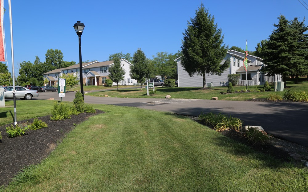 Whispering Pines Bellefontaine Ohio Apartment