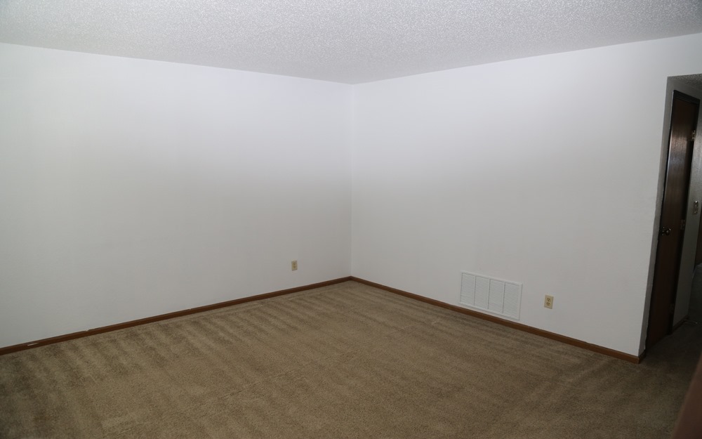 Whispering Pines Bellefontaine Ohio Apartment